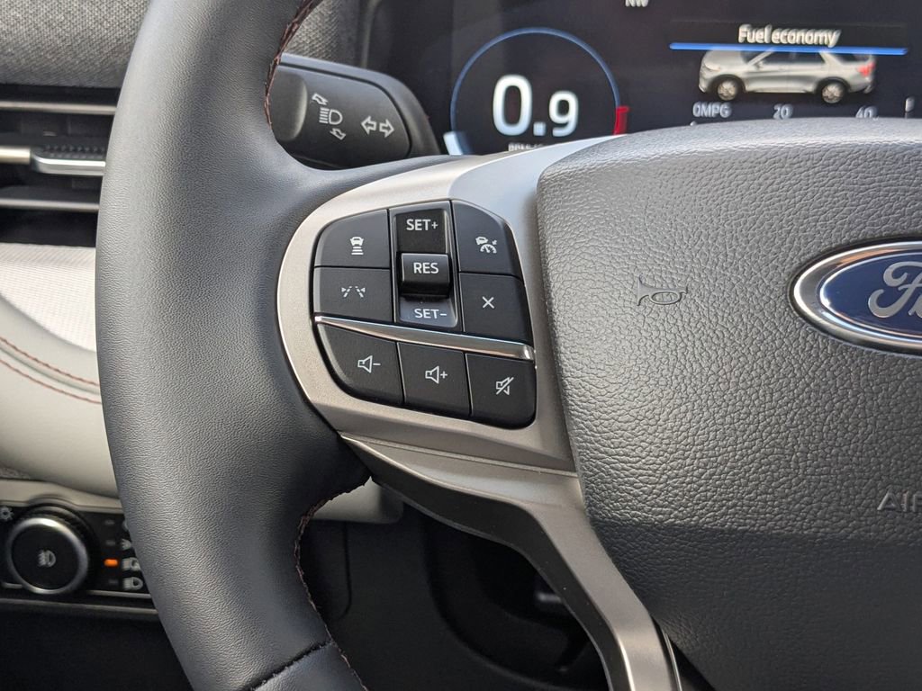 New 2026 Ford Explorer Active w/ Active Comfort Package image 28