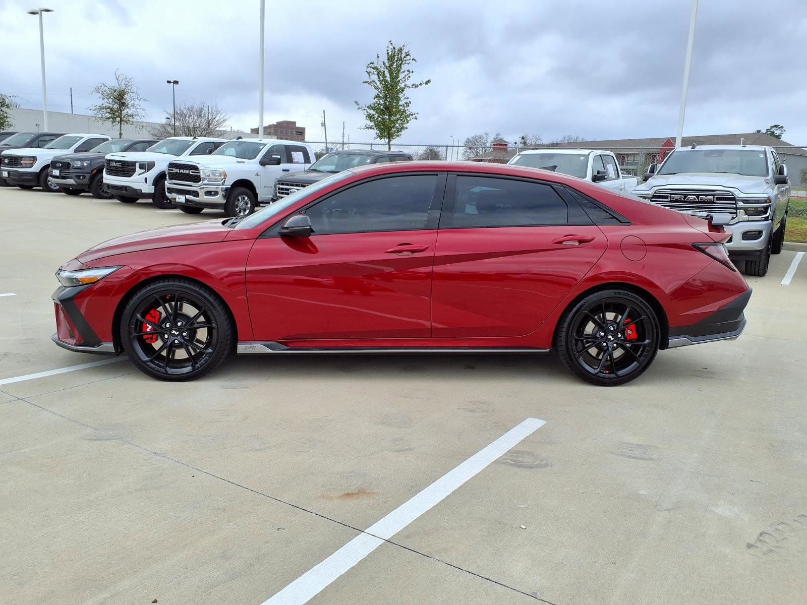 Used 2025 Hyundai Elantra N image 8