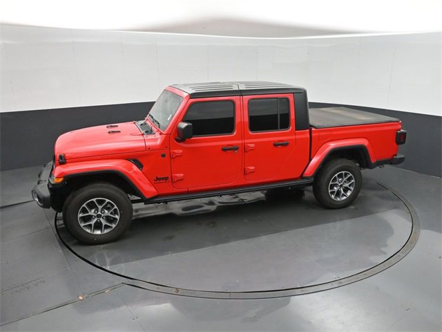 Used 2024 Jeep Gladiator Sport image 23