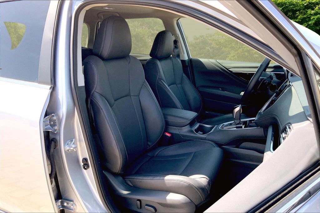 Certified 2025 Subaru Outback Limited image 27