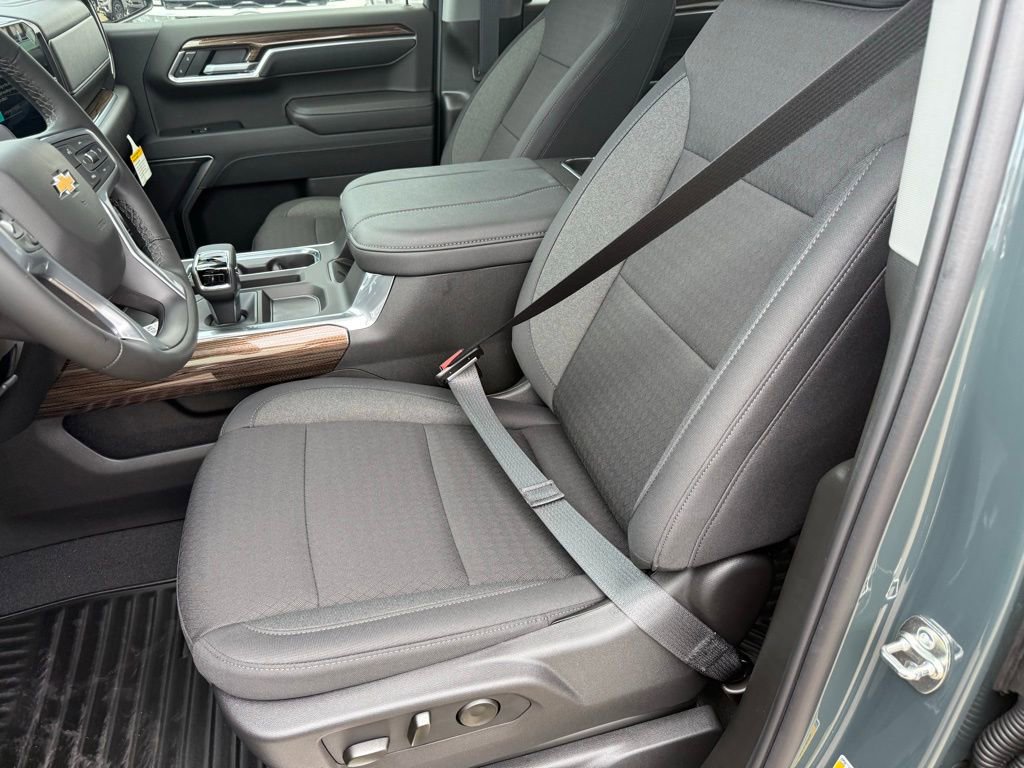 New 2026 Chevrolet Silverado 1500 LT image 26