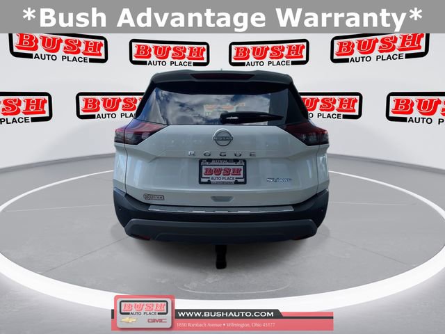 Used 2022 Nissan Rogue SV image 9