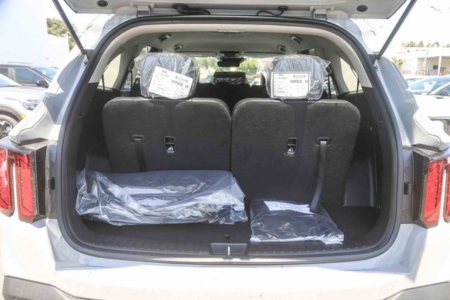 New 2026 Kia Sorento S FWD image 19