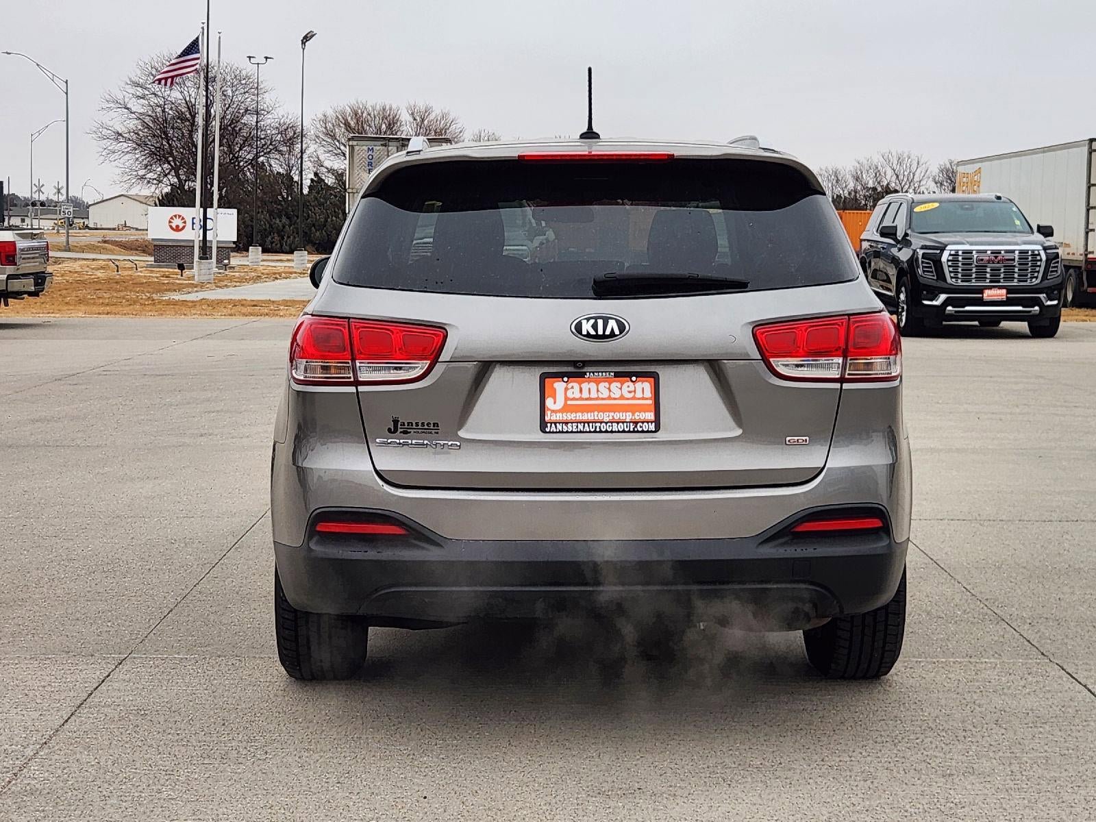 Used 2016 Kia Sorento LX AWD/4WD image 7