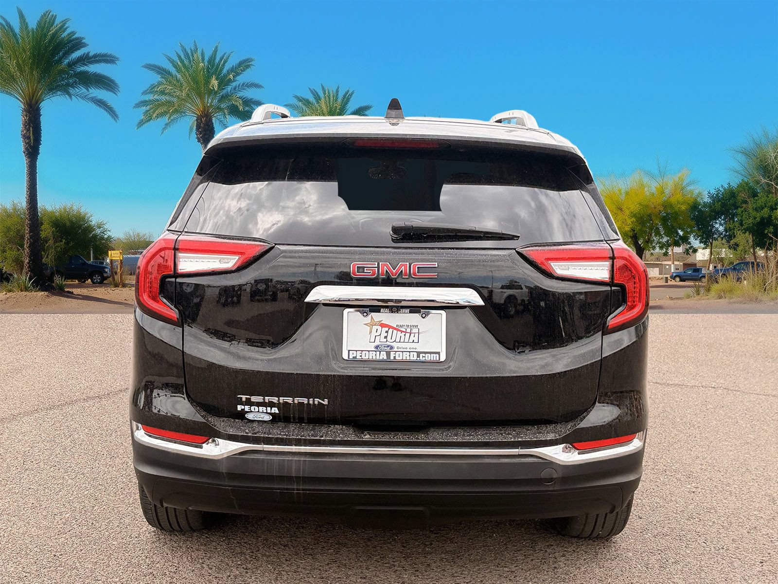 Used 2023 GMC Terrain SLT FWD image 4