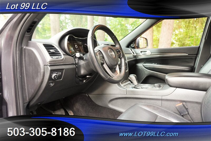Used 2018 Jeep Grand Cherokee Limited AWD/4WD image 12
