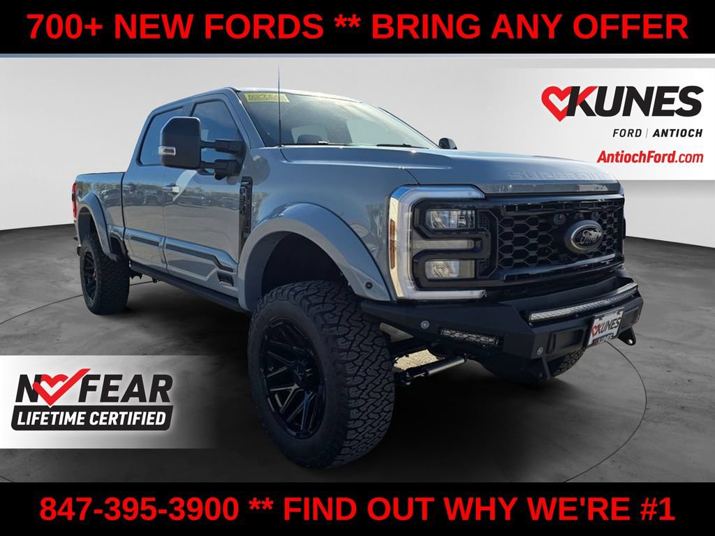 New 2026 Ford F250 Lariat w/ Black Appearance Package