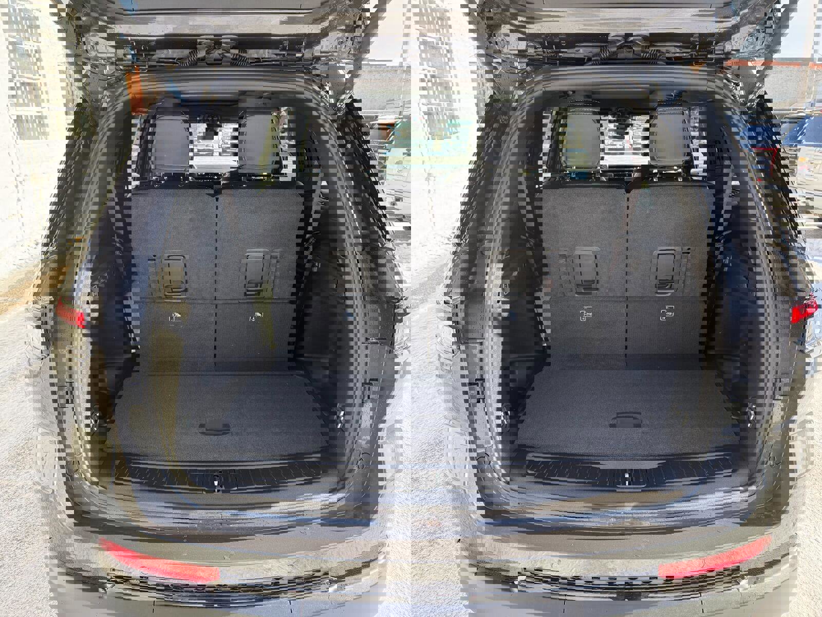 New 2025 Jeep Grand Cherokee L Limited w/ Luxury Tech Group II image 15