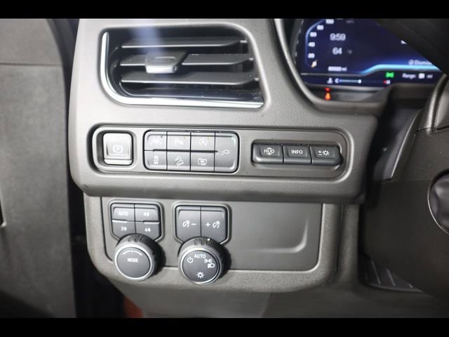 Used 2022 Chevrolet Tahoe High Country w/ Premium Package 2 AWD/4WD image 22