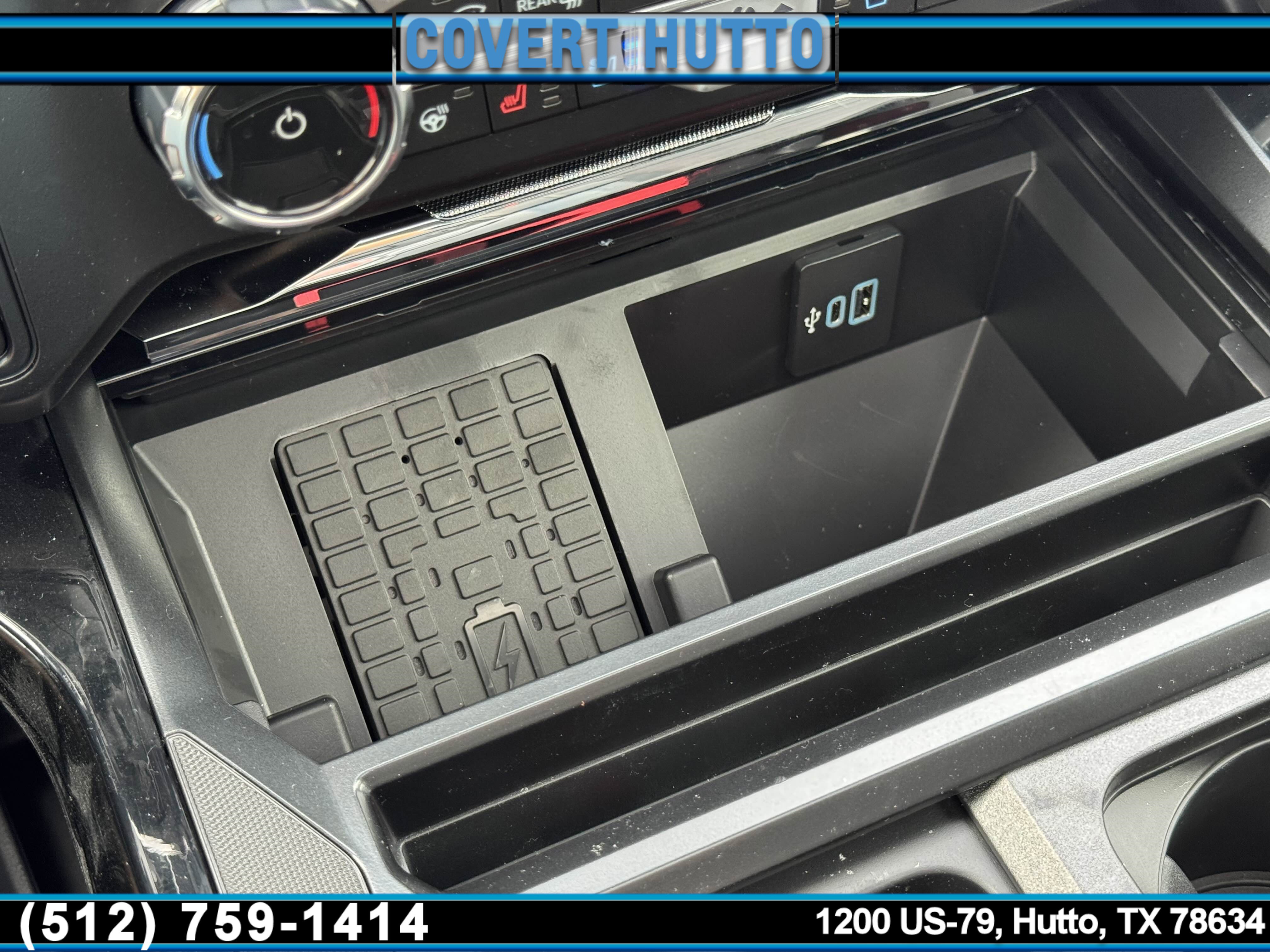 New 2026 Ford F250 Lariat w/ Black Appearance Package image 30