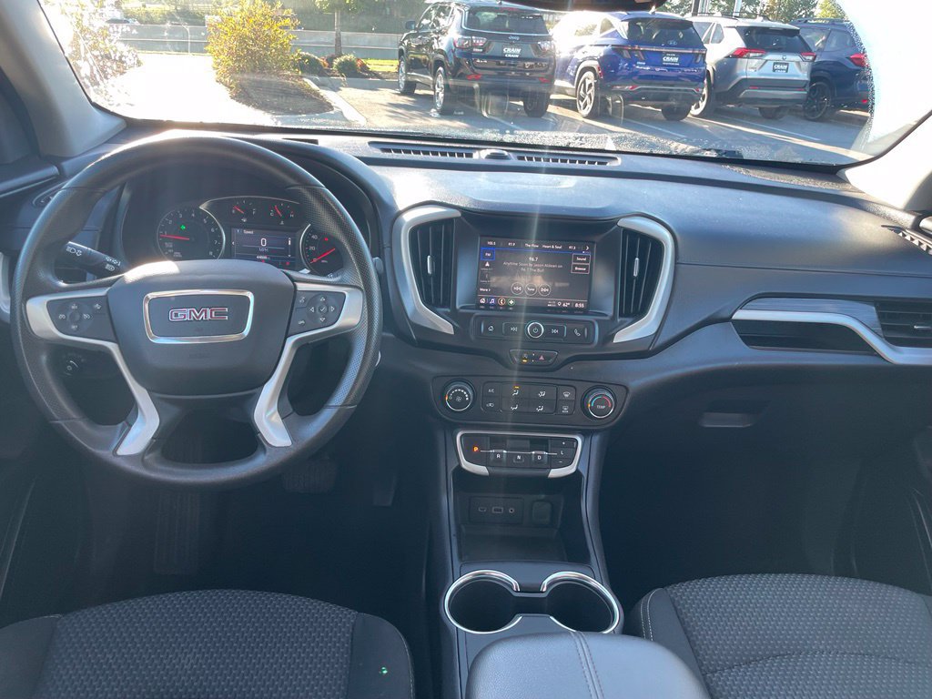 Used 2024 GMC Terrain SLE AWD/4WD image 21
