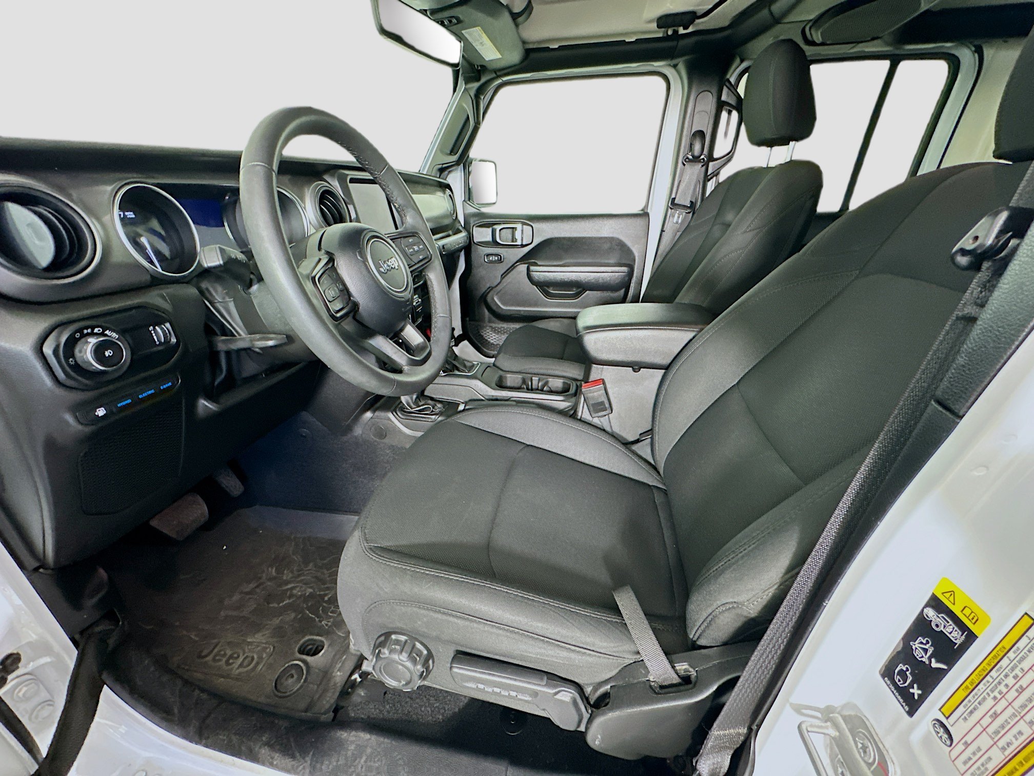 Used 2023 Jeep Wrangler Unlimited AWD/4WD image 13