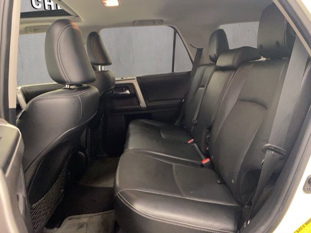 Used 2015 Toyota 4Runner Limited AWD/4WD image 9