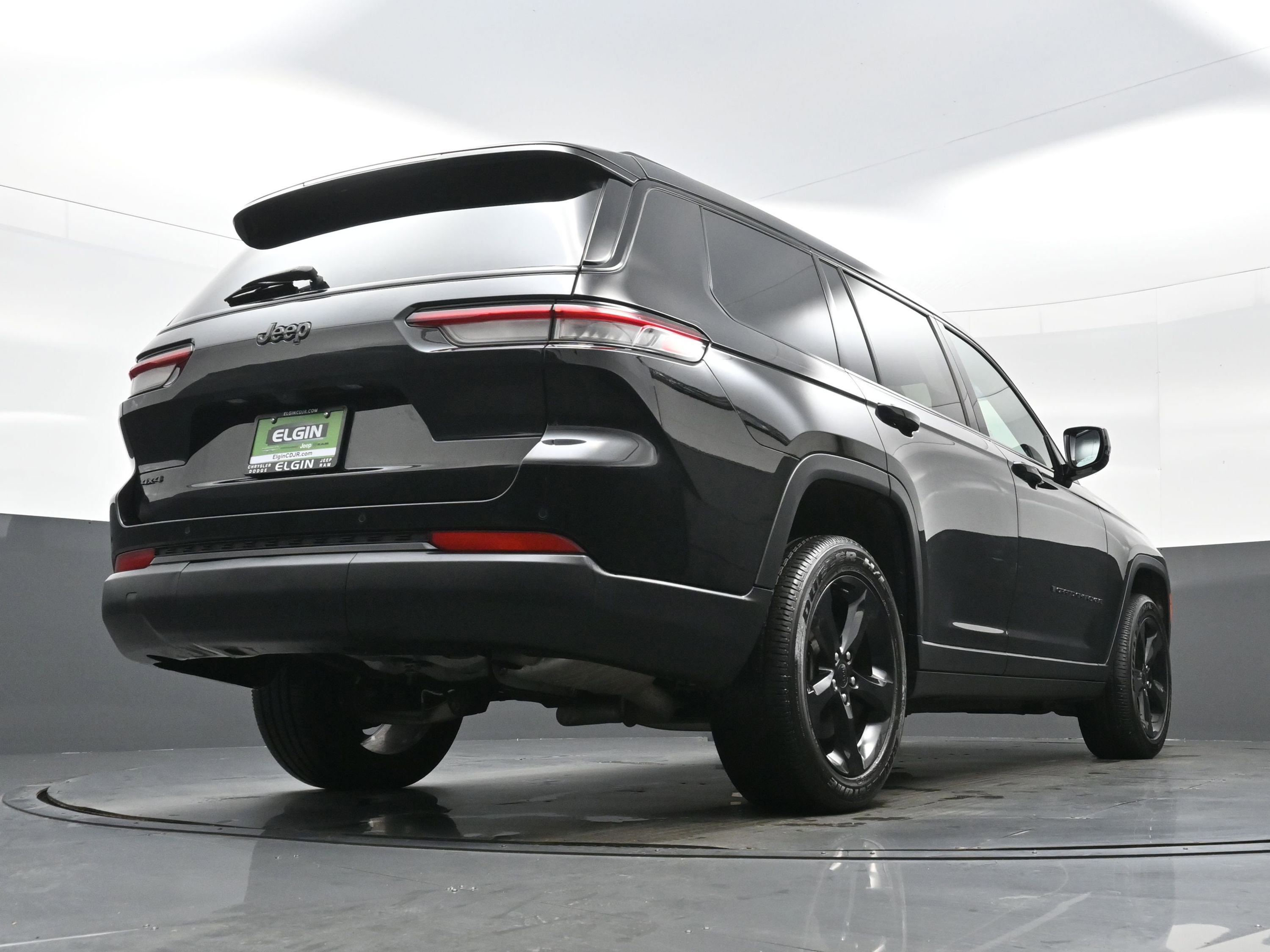 Used 2025 Jeep Grand Cherokee L Altitude image 30