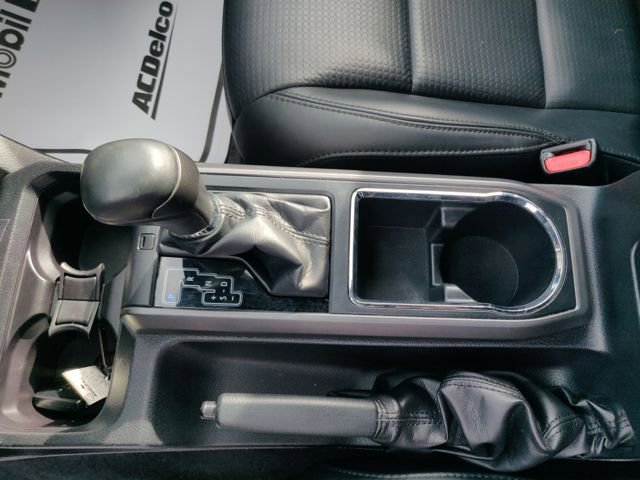 Used 2019 Toyota Tacoma TRD Sport w/ TRD Premium Sport Package image 19