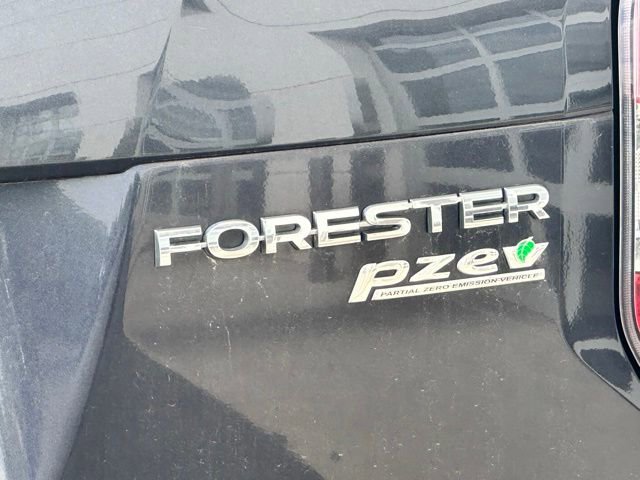 Used 2015 Subaru Forester 2.5i Limited AWD/4WD image 4