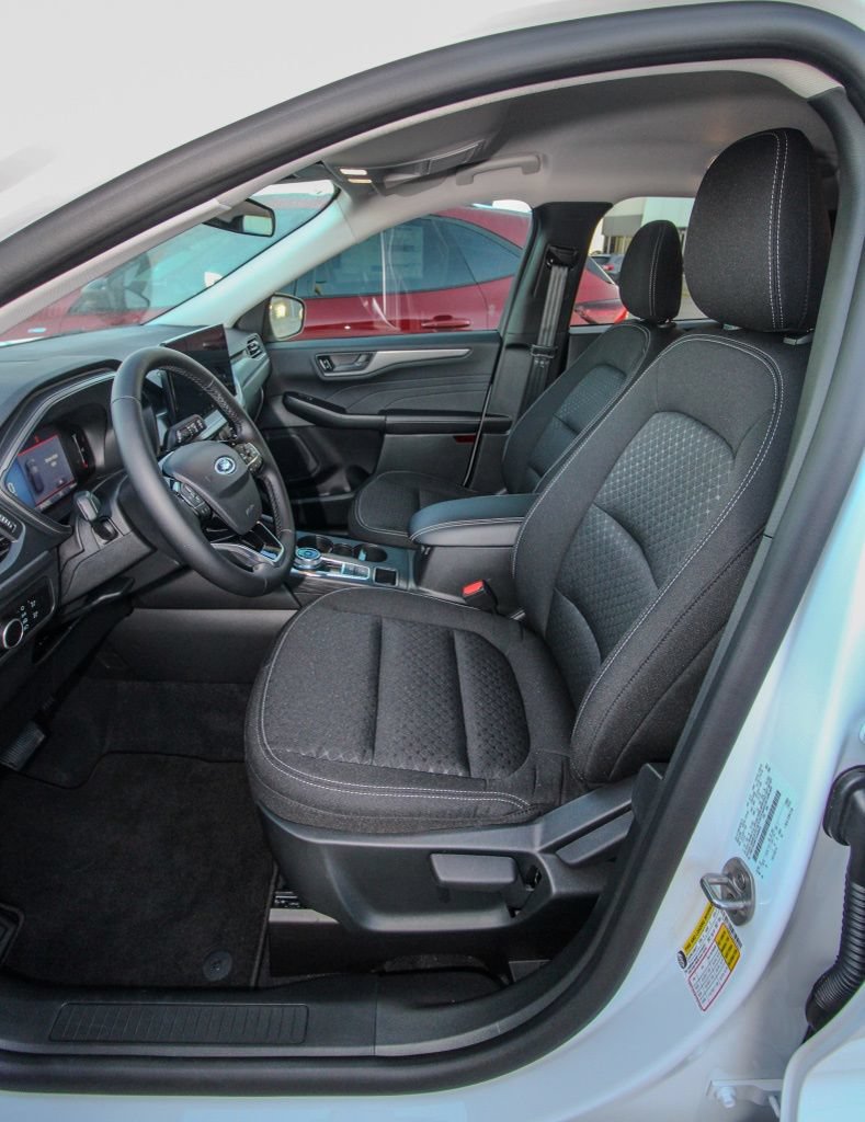 New 2026 Ford Escape Active w/ Tech Pack #1 FWD image 13