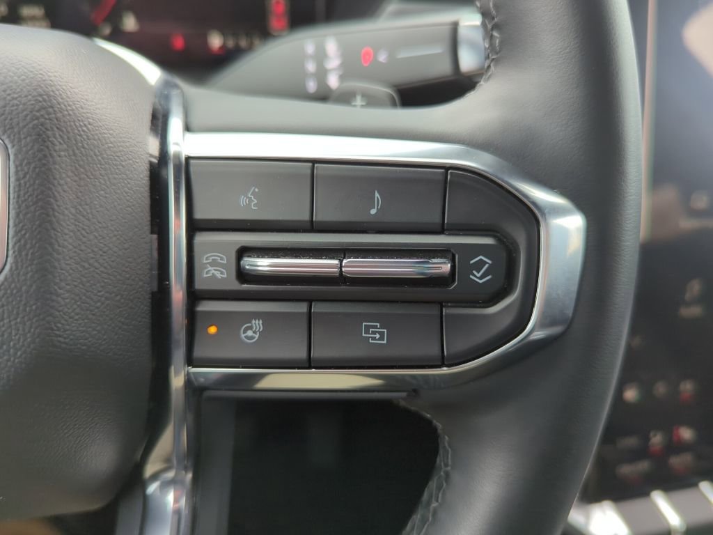 Certified 2025 GMC Acadia Elevation image 26