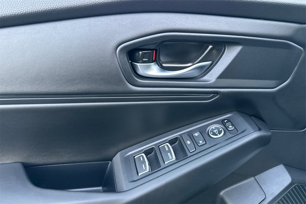 Certified 2025 Honda Accord SE image 10