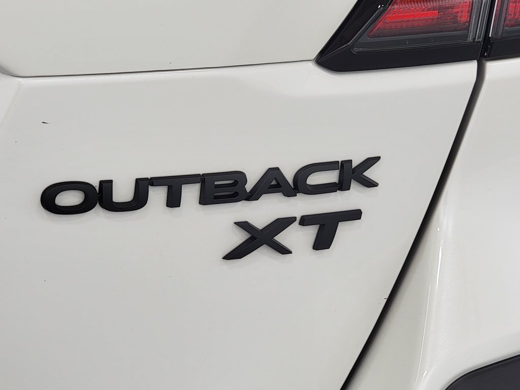 Certified 2025 Subaru Outback Onyx Edition XT AWD/4WD image 10