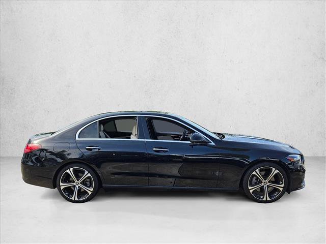 Used 2022 Mercedes-Benz C 300 Sedan image 4