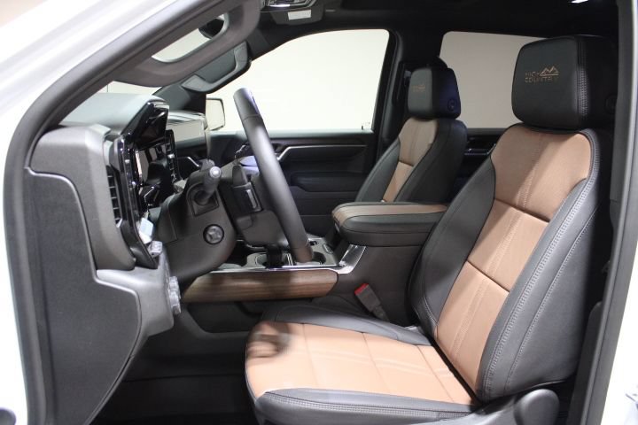 New 2026 Chevrolet Silverado 1500 High Country AWD/4WD image 20