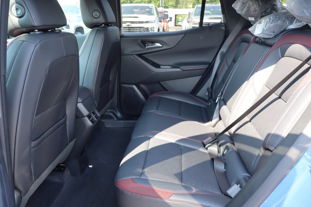 New 2027 Chevrolet Equinox RS FWD image 21