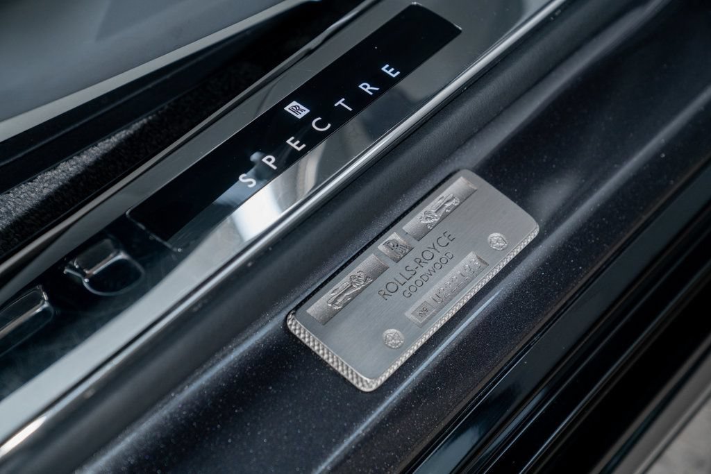 Used 2024 Rolls-Royce Spectre w/ Spectre Launch Package AWD/4WD image 36