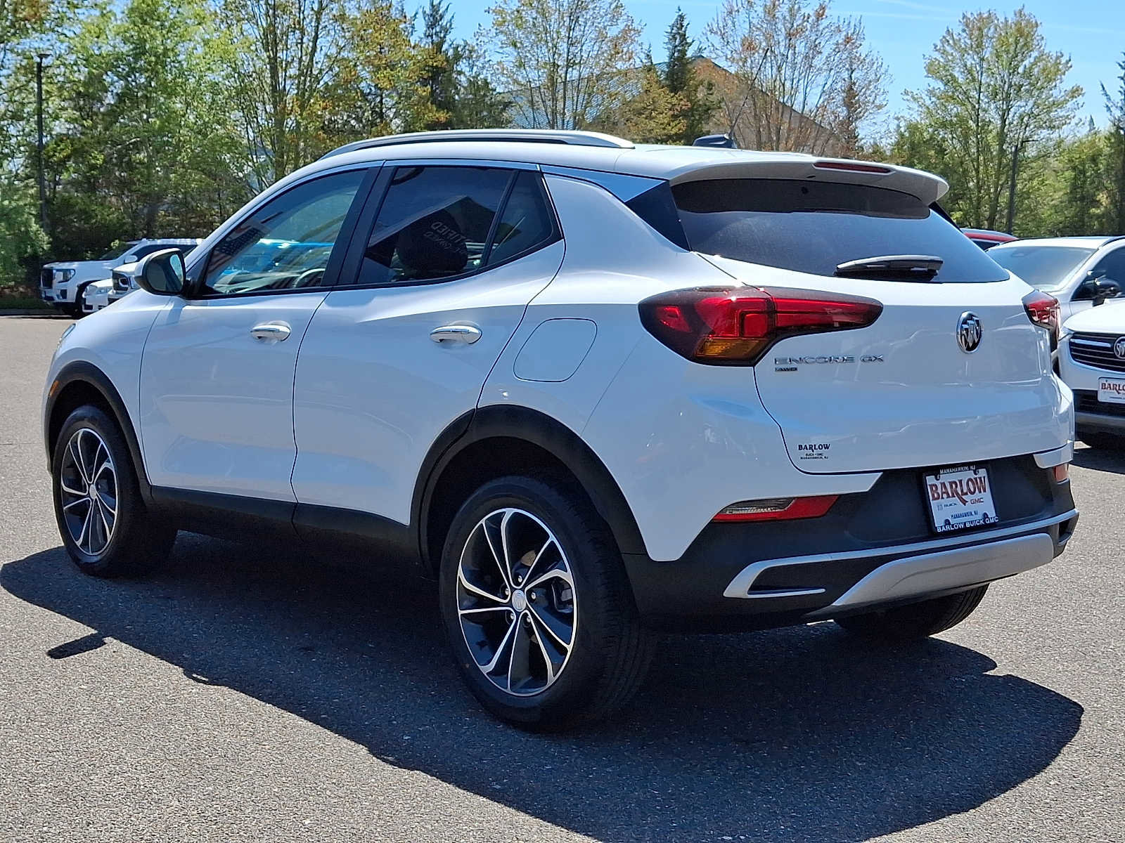 Certified 2023 Buick Encore GX Select AWD/4WD image 4