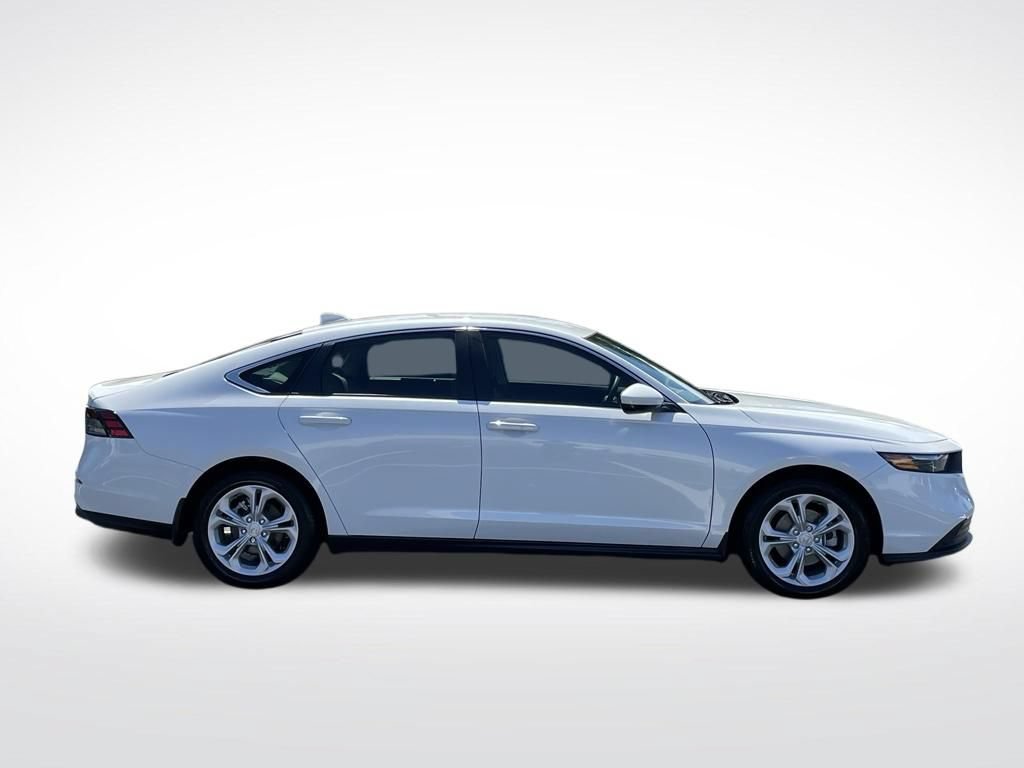 Certified 2025 Honda Accord LX image 7
