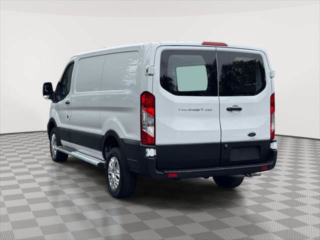 Used 2025 Ford Transit 250 Low Roof w/ Exterior Upgrade Package RWD image 6