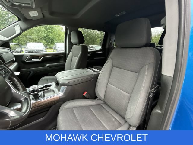 Used 2023 Chevrolet Silverado 1500 LT AWD/4WD image 19