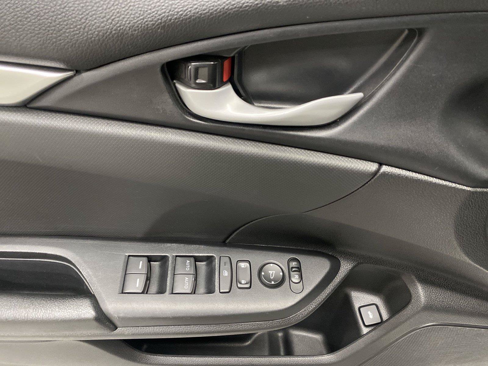 Used 2019 Honda Civic Sport image 19