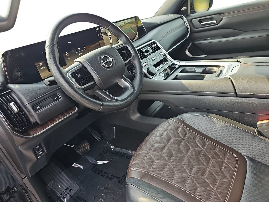 Used 2025 Nissan Armada Platinum RWD image 16