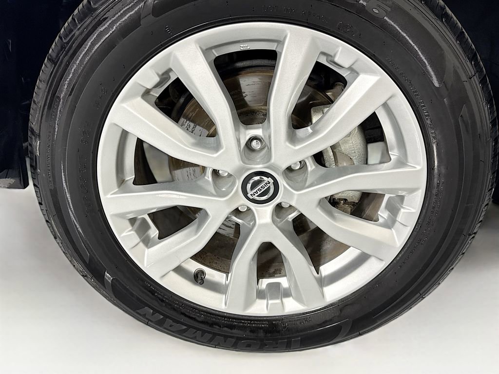 Used 2021 Nissan Rogue Sport S AWD/4WD image 32