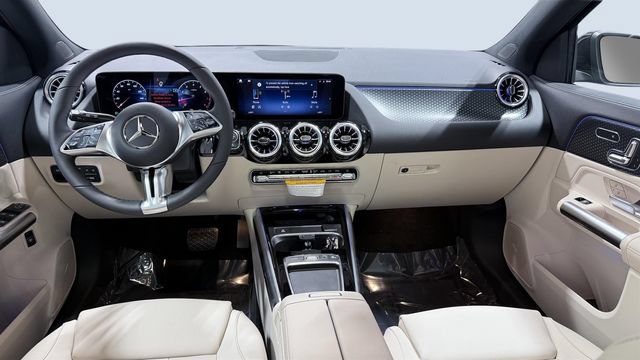 Used 2026 Mercedes-Benz GLA 250 4MATIC image 9
