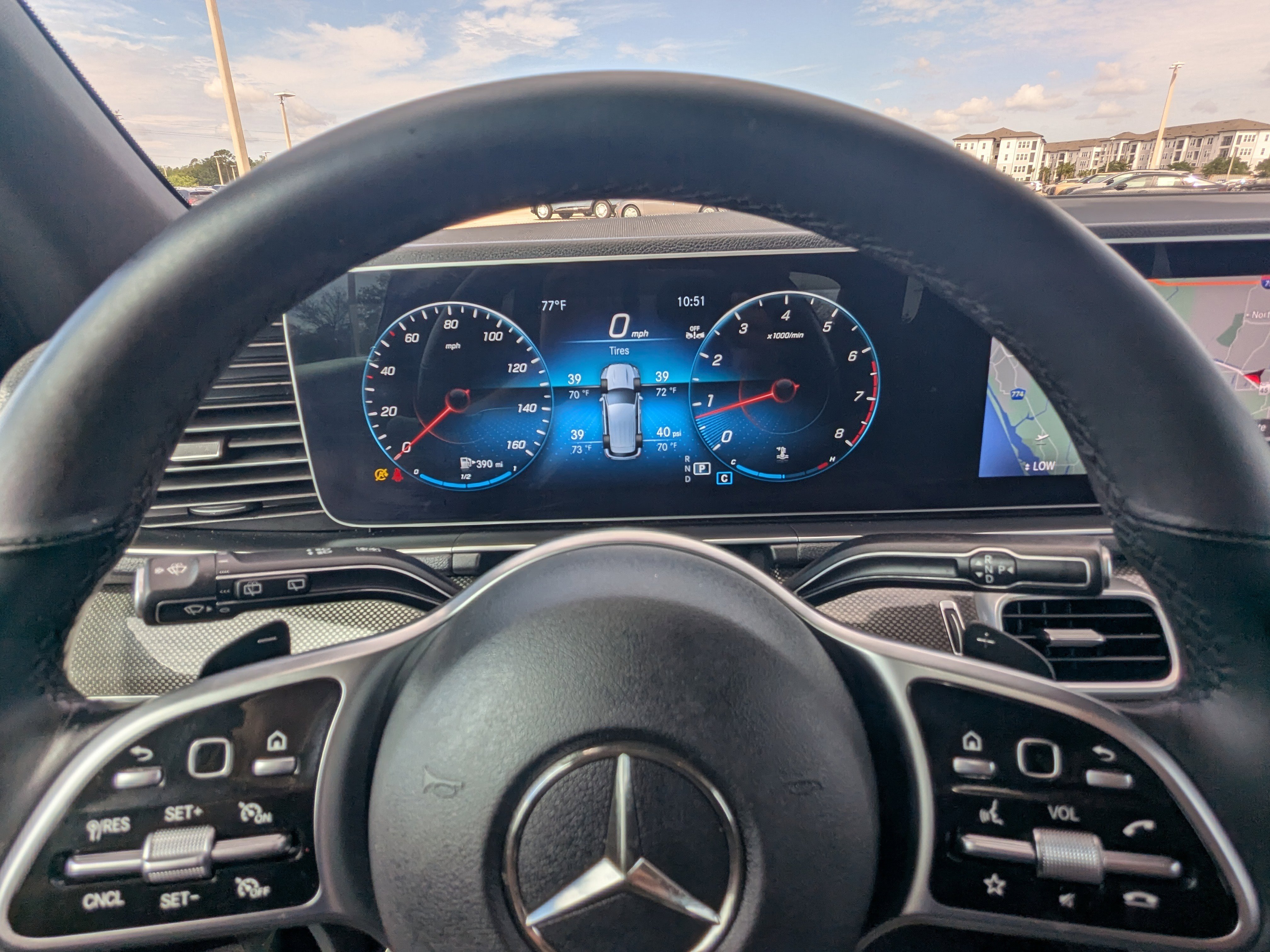 Used 2023 Mercedes-Benz GLE 350 w/ AMG Line Exterior image 37