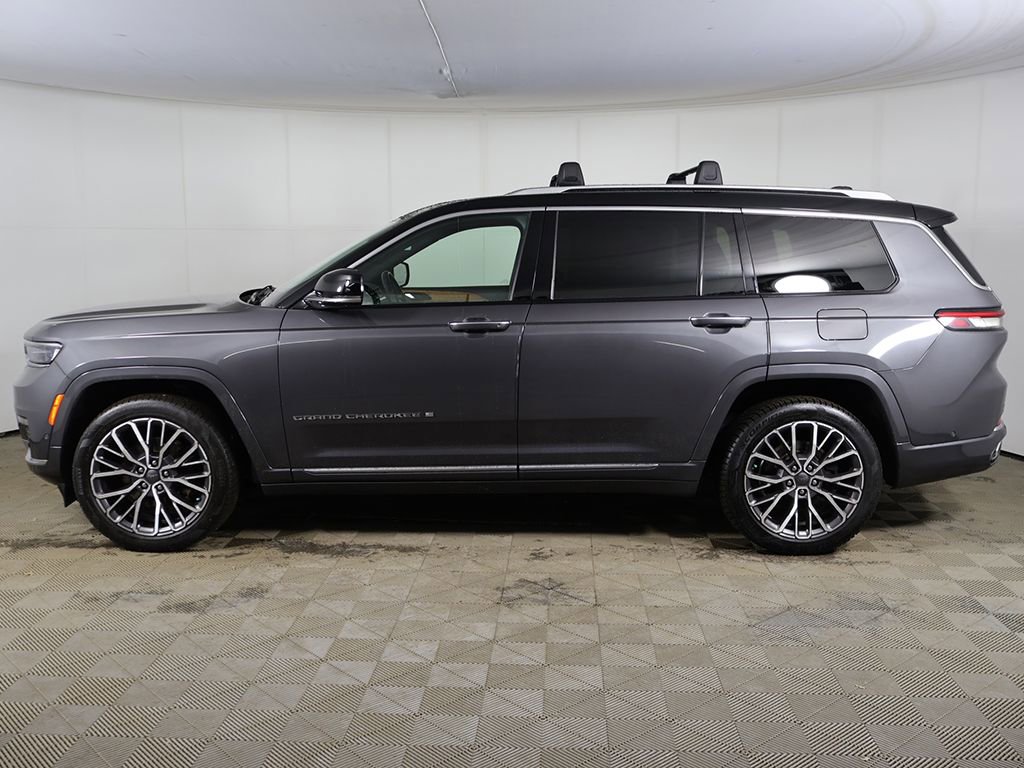 Used 2021 Jeep Grand Cherokee L Summit image 18