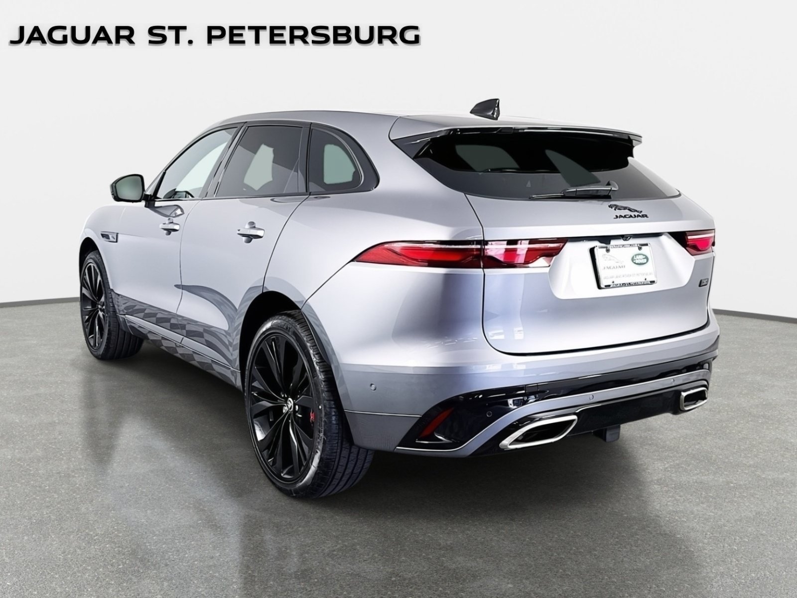 Used 2026 Jaguar F-PACE R-Dynamic S AWD/4WD image 7
