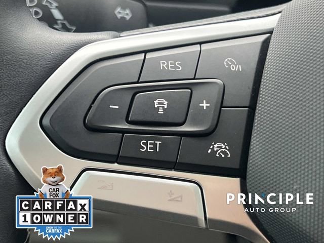 Certified 2023 Volkswagen Tiguan SE FWD image 18