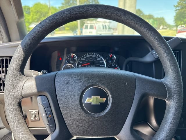Used 2024 Chevrolet Express 3500 LT w/ LT Preferred Equipment Group RWD image 18