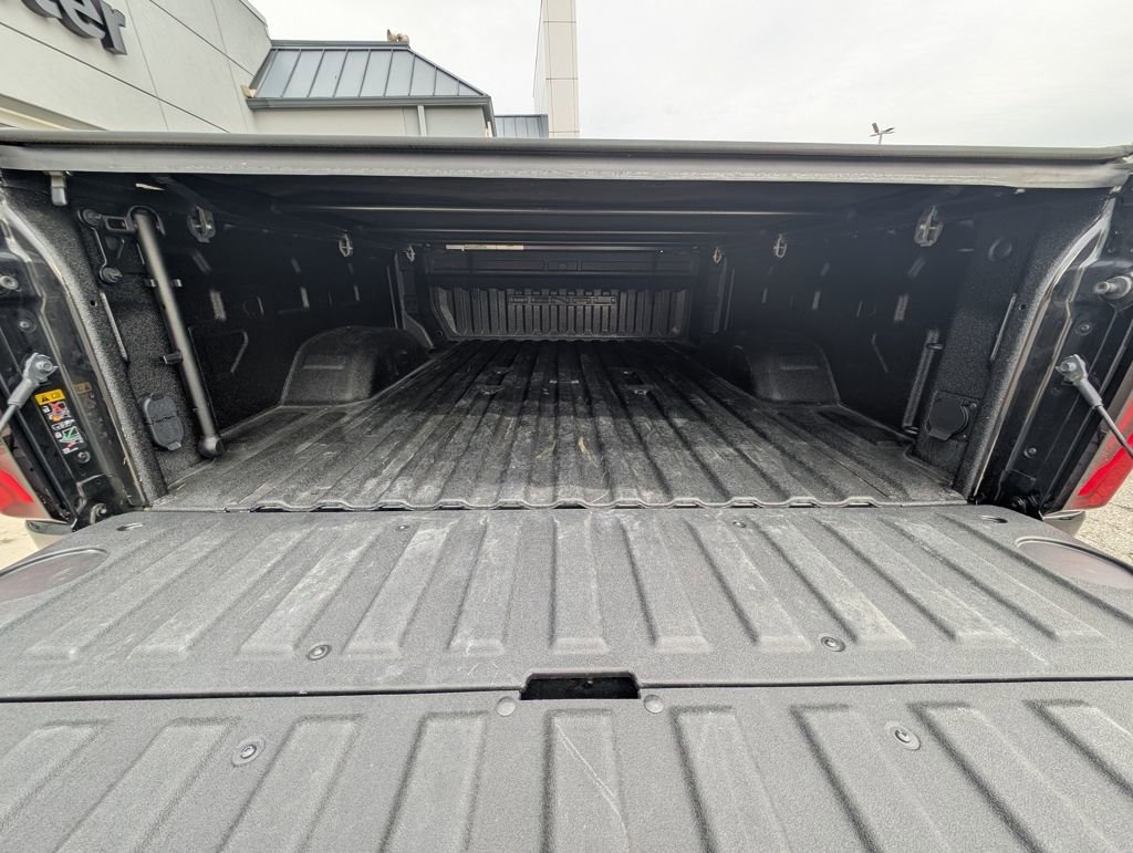 Used 2024 GMC Sierra 2500 Denali w/ Denali Reserve Package image 11