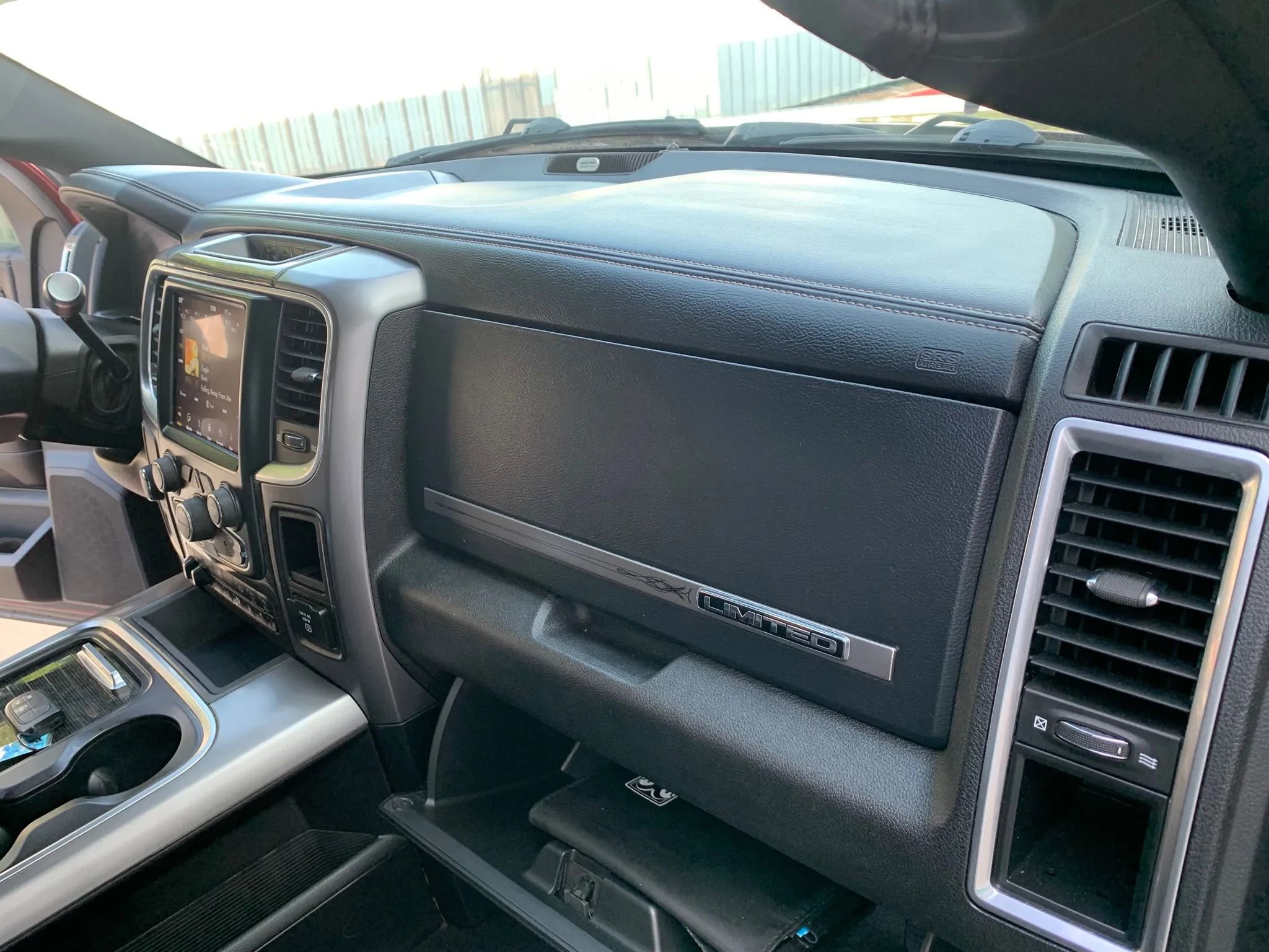 Used 2018 RAM 2500 Limited image 28