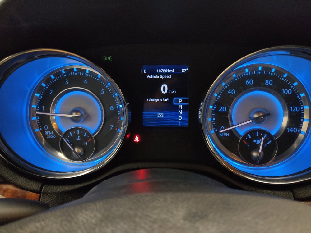 Used 2013 Chrysler 300 image 23