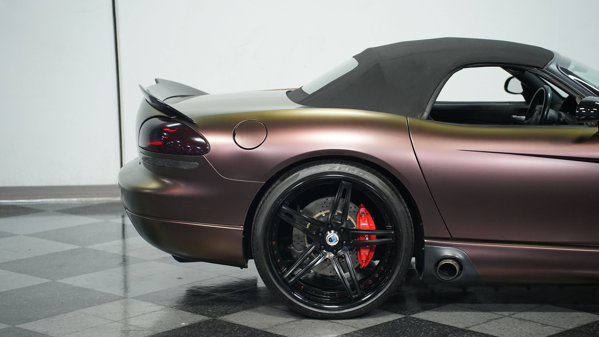 Used 2006 Dodge Viper SRT-10 image 23