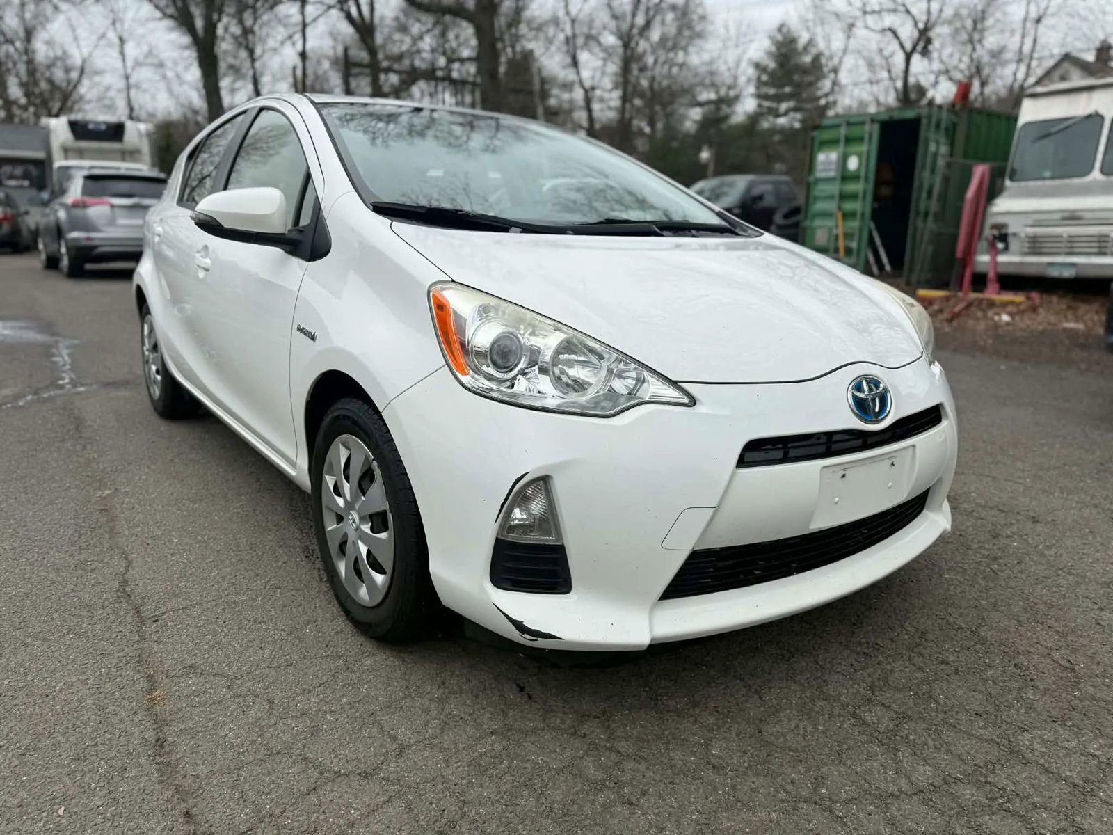 Used 2014 Toyota Prius C Two image 3