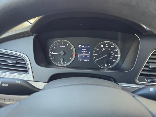 Used 2017 Hyundai Sonata SE image 25