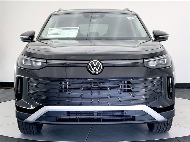 New 2026 Volkswagen Tiguan SE image 3