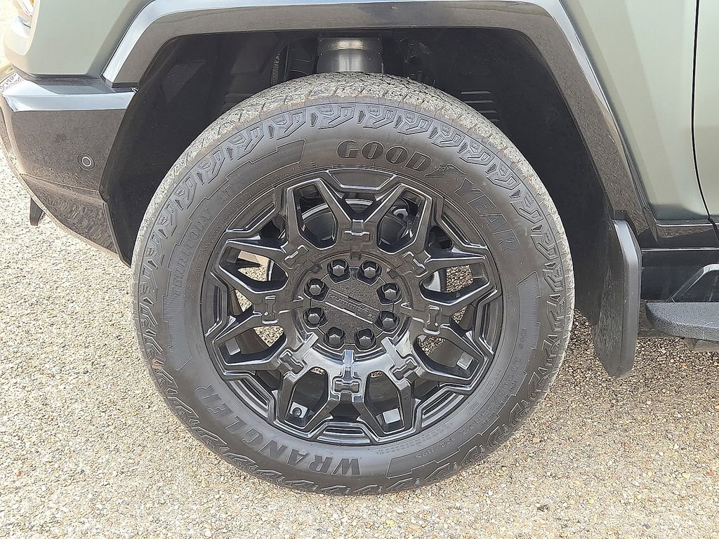 Used 2024 GMC Hummer EV 3X w/ LPO, Sport Package image 10