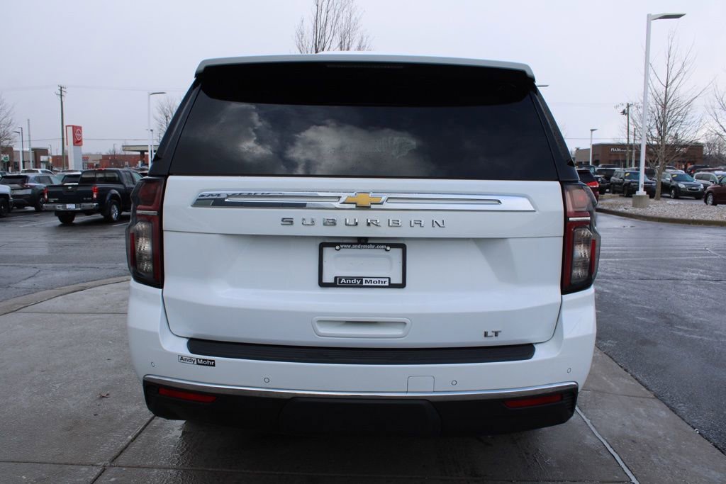 Used 2021 Chevrolet Suburban LT image 8